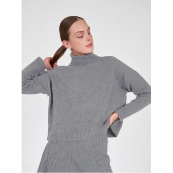 أطقم نسائية